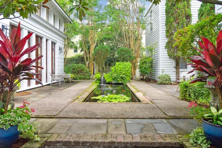 Serene Cottage With Beautiful Garden And Heated Pool Charleston Eksteriør billede