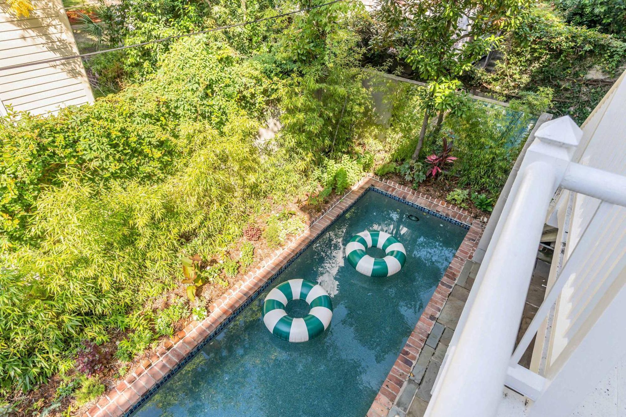 Serene Cottage With Beautiful Garden And Heated Pool Charleston Eksteriør billede